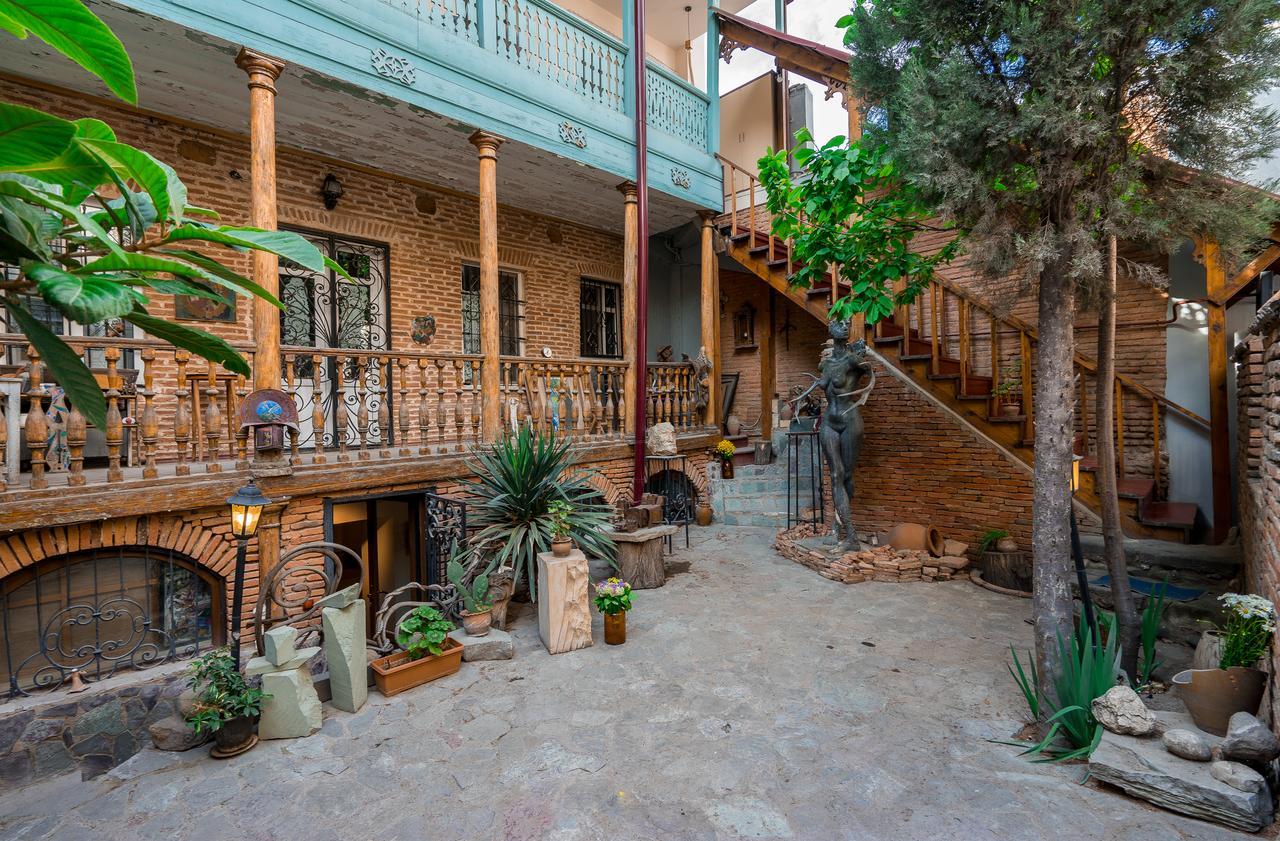 Gallery Apartment Tbilisi Exterior photo