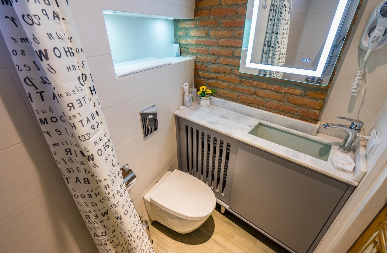 Gallery Apartment Tbilisi Exterior photo