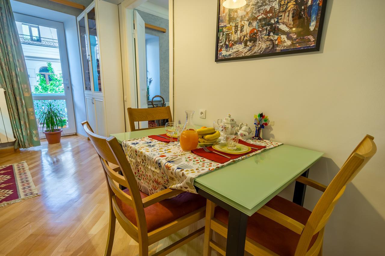 Gallery Apartment Tbilisi Exterior photo