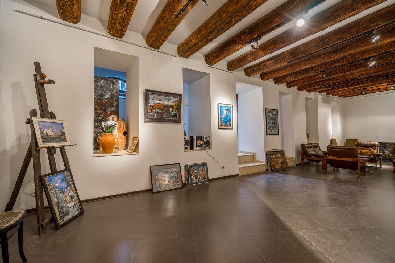 Gallery Apartment Tbilisi Exterior photo