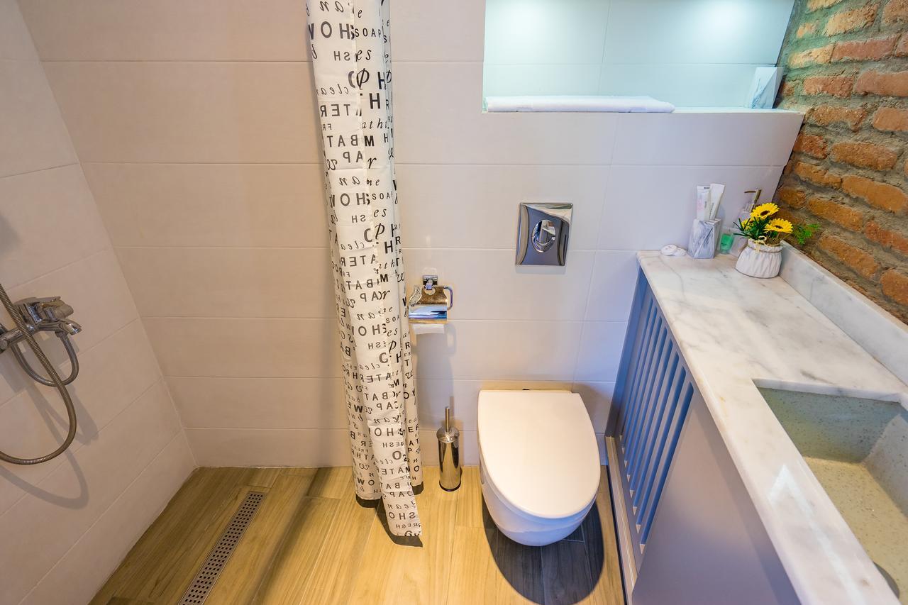 Gallery Apartment Tbilisi Exterior photo
